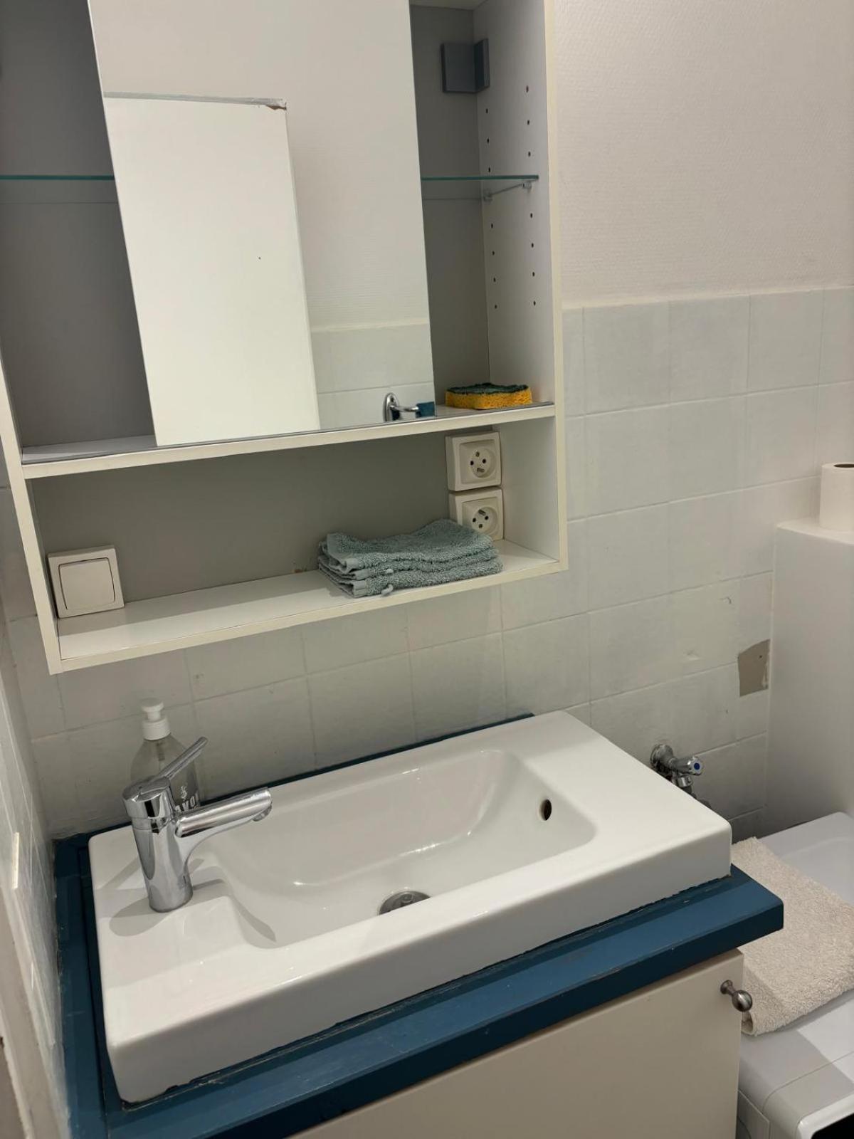 Petit Studio Hyper Centre Vue Lac Thonon-O-Phil-De-L-Eau Luaran gambar